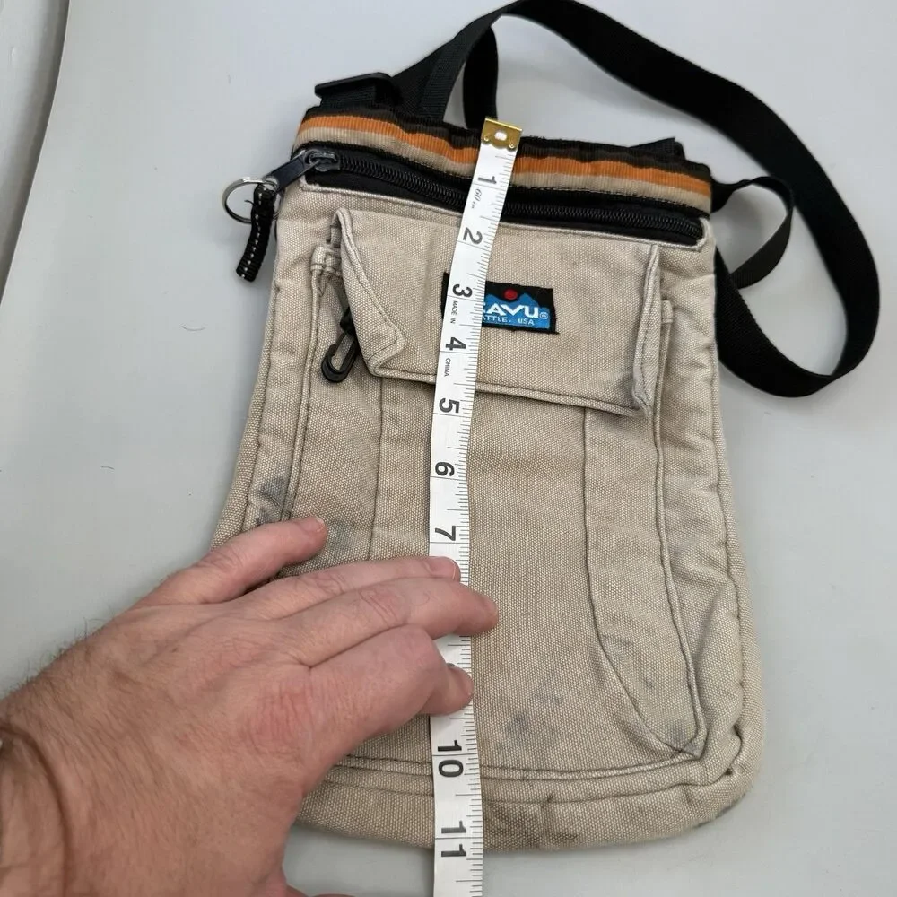 KAVU Brown Crossbody Purse Adjustable Shoulder Strap Casual Travel Bag GUC